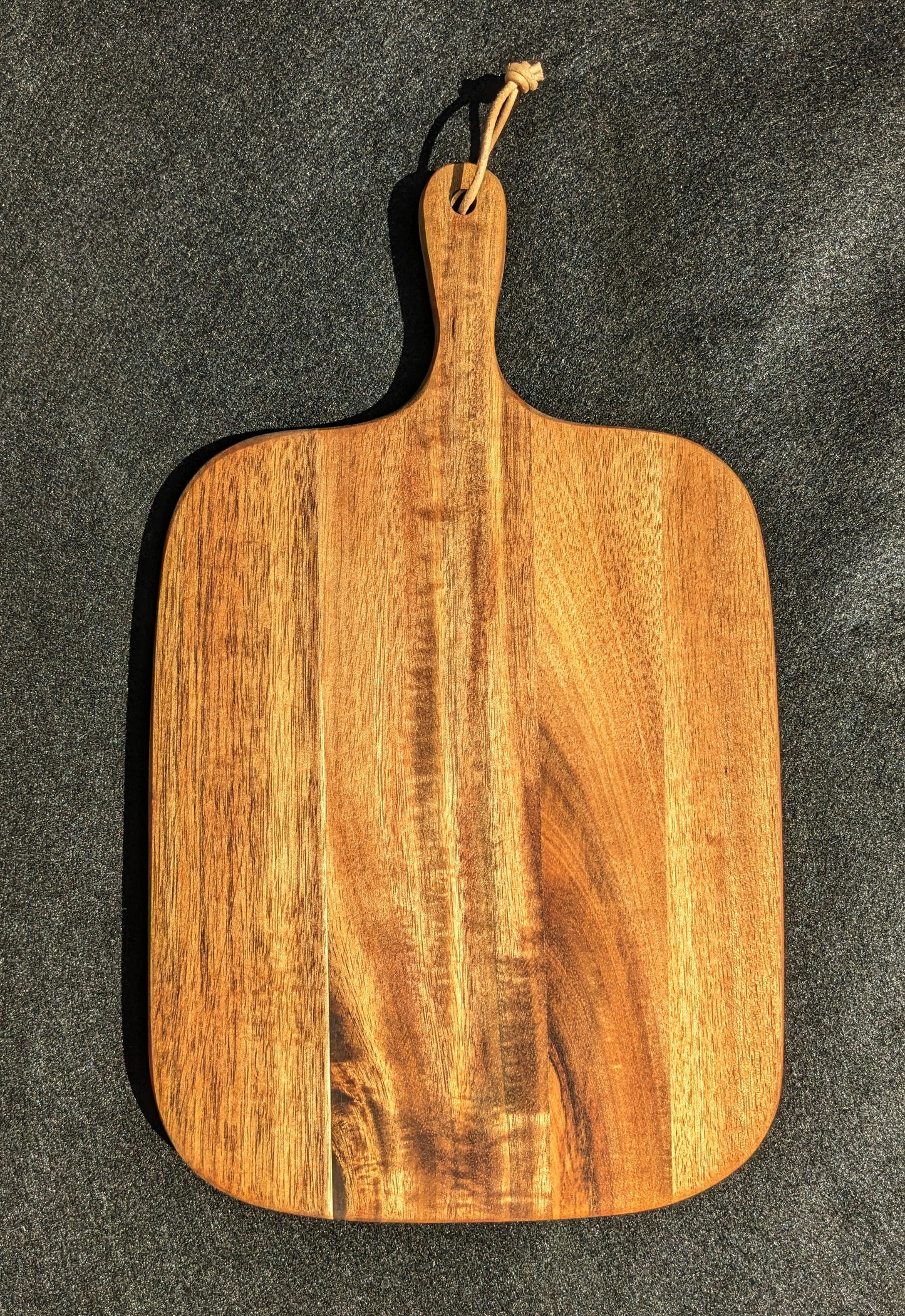 Planche à découper en acacia