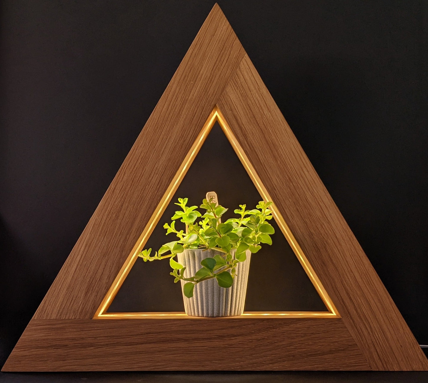Lampe Triangle en bois avec LED
